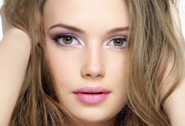 Особенности ежедневного макияжа глаз для нависшего века