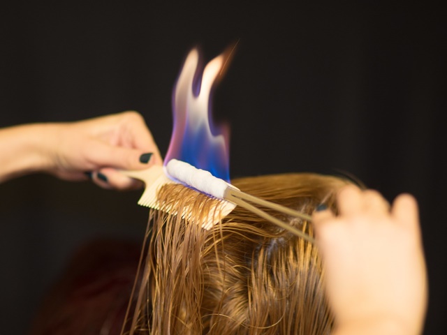 Обжиг волос огнем (пирофорез)